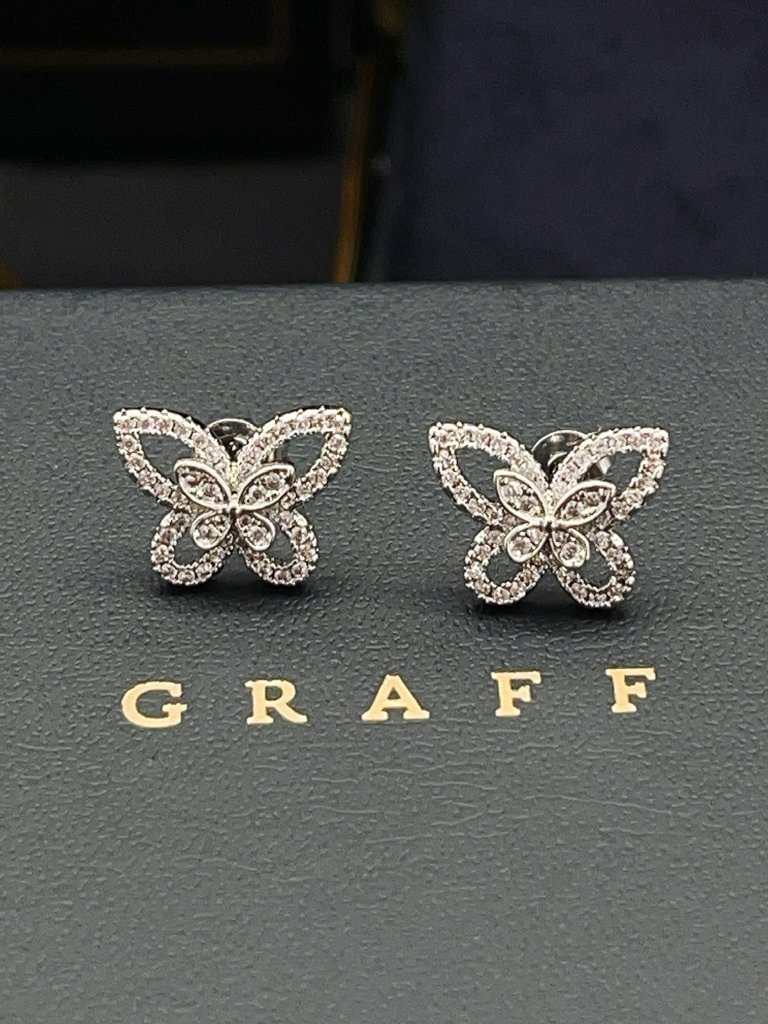 Graff Silver Diamond-Set Openwork Butterfly Earrings 170$